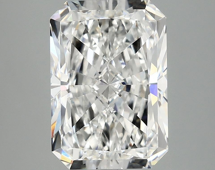 4.09 Carat Radiant Shaped Ideal Cut VVS2 IGI Certified Lab Grown Diamond