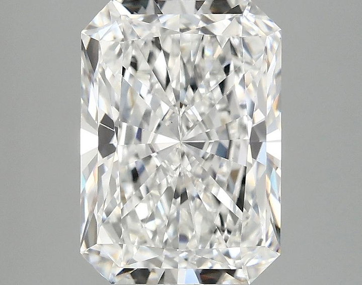 3.03 Carat Radiant Shaped Ideal Cut VS1 IGI Certified Lab Grown Diamond