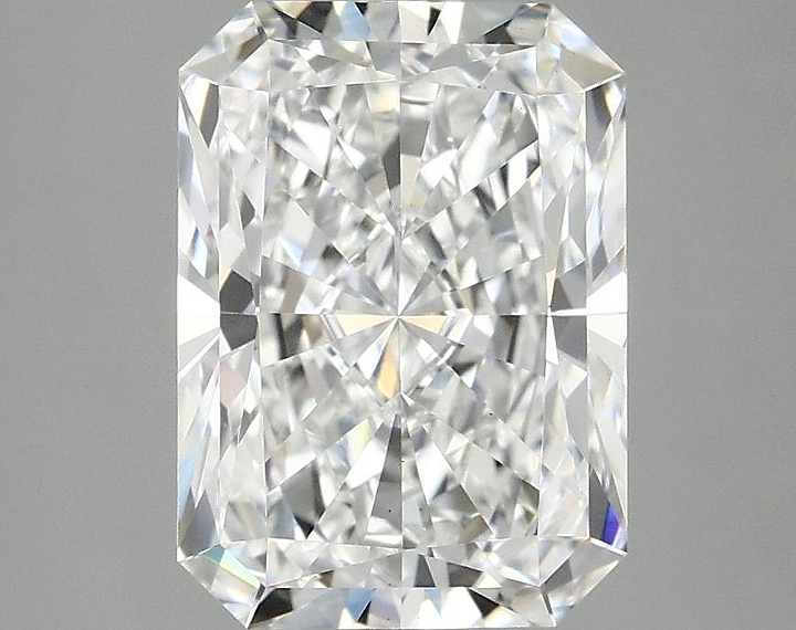 3.09 Carat Radiant Shaped Ideal Cut VS1 IGI Certified Lab Grown Diamond