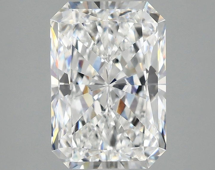 2.99 Carat Radiant Shaped Ideal Cut VVS2 IGI Certified Lab Grown Diamond