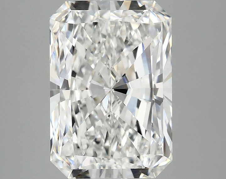 4.09 Carat Radiant Shaped Ideal Cut VVS2 IGI Certified Lab Grown Diamond