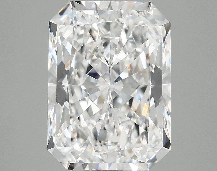 3.96 Carat Radiant Shaped Excellent Cut VVS2 IGI Certified Lab Grown Diamond