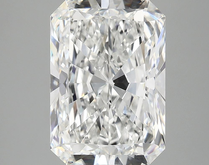 4.04 Carat Radiant Shaped Ideal Cut VVS2 IGI Certified Lab Grown Diamond