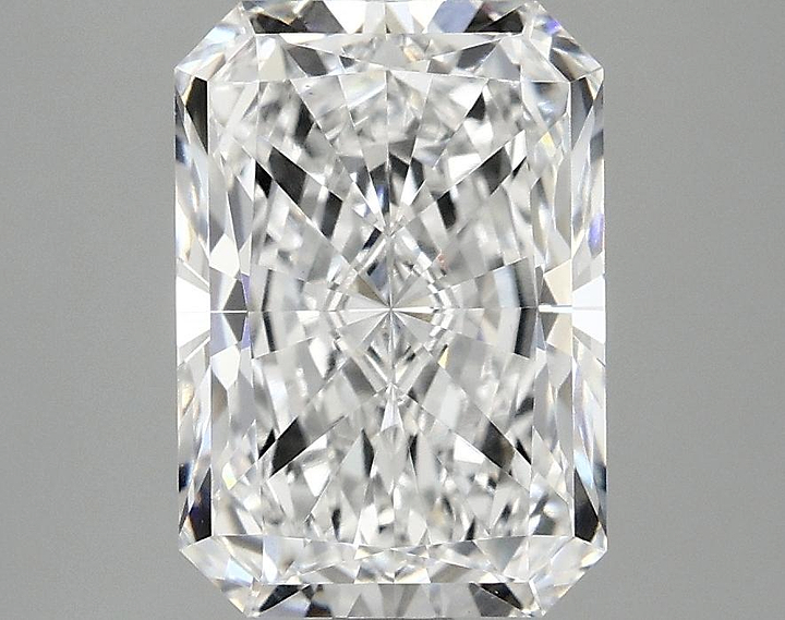3.09 Carat Radiant Shaped Ideal Cut VVS2 IGI Certified Lab Grown Diamond