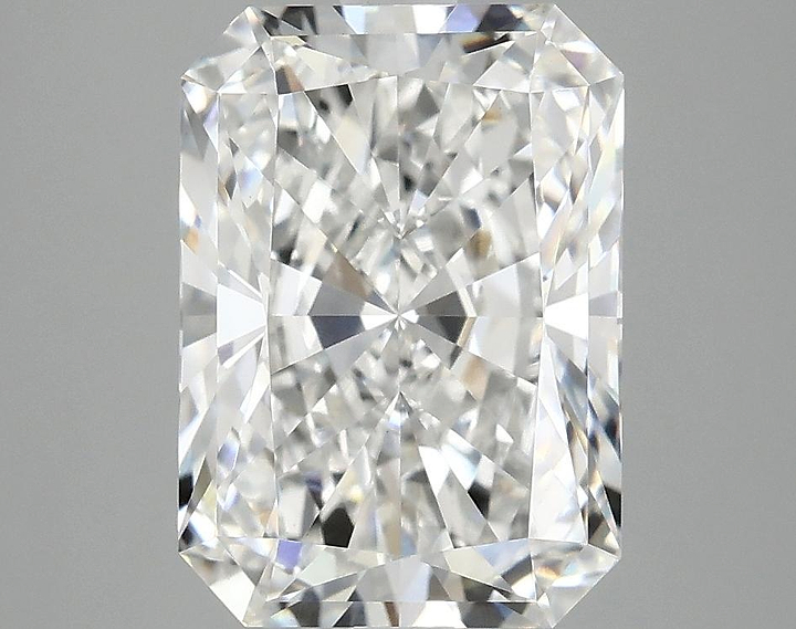 3.92 Carat Radiant Shaped Ideal Cut VVS2 IGI Certified Lab Grown Diamond