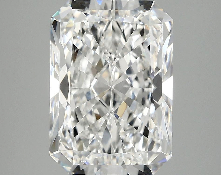 4.05 Carat Radiant Shaped Ideal Cut VVS2 IGI Certified Lab Grown Diamond