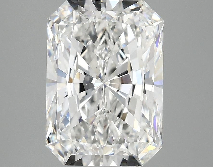 3.08 Carat Radiant Shaped Ideal Cut VS1 IGI Certified Lab Grown Diamond