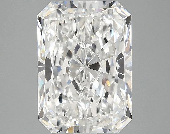 3.09 Carat Radiant Shaped Ideal Cut VVS2 IGI Certified Lab Grown Diamond