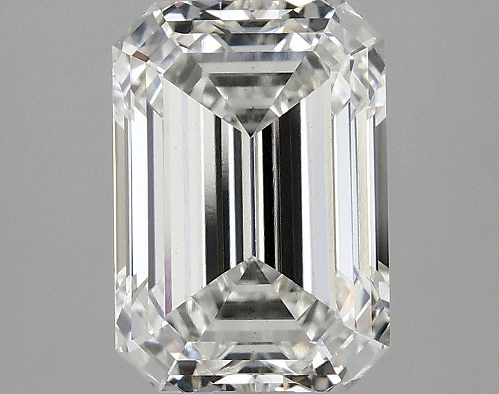 3.08 Carat Emerald Shaped Ideal Cut VS1 IGI Certified Lab Grown Diamond