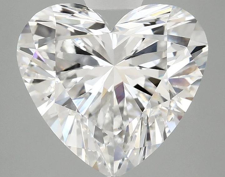 4.05 Carat Heart Shaped Ideal Cut VS1 IGI Certified Lab Grown Diamond