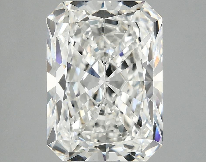 3.82 Carat Radiant Shaped Excellent Cut VS1 IGI Certified Lab Grown Diamond
