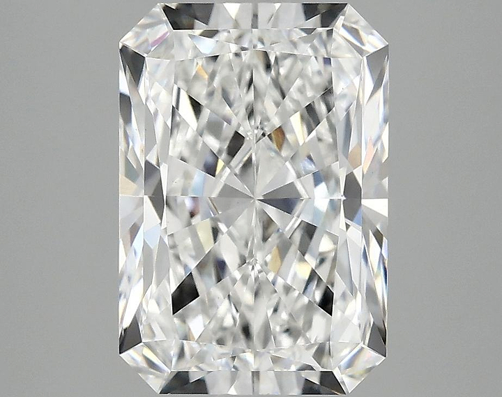 3.05 Carat Radiant Shaped Ideal Cut VVS2 IGI Certified Lab Grown Diamond