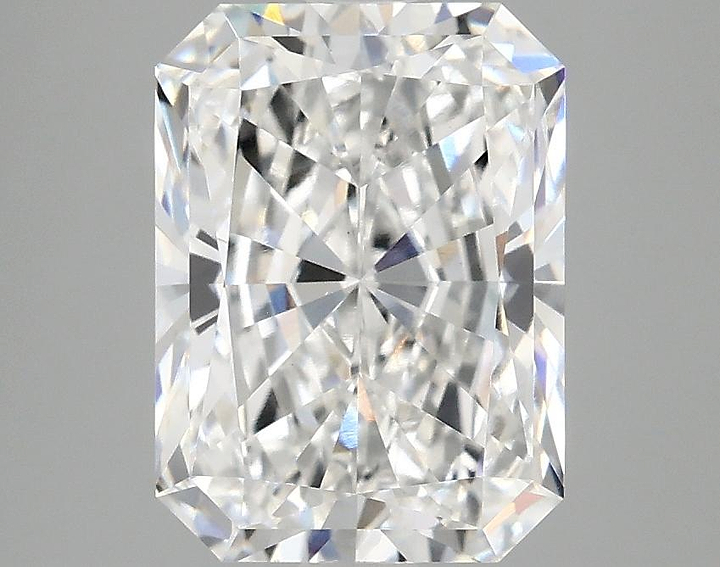 2.84 Carat Radiant Shaped Excellent Cut VS1 IGI Certified Lab Grown Diamond