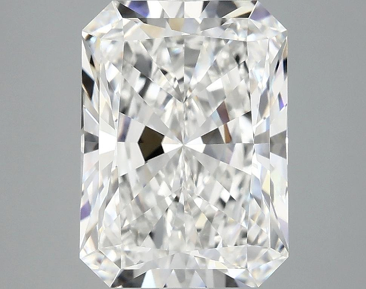 4.19 Carat Radiant Shaped Ideal Cut VVS2 IGI Certified Lab Grown Diamond