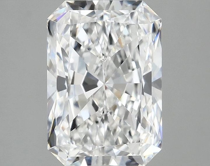 3.03 Carat Radiant Shaped Ideal Cut VVS2 IGI Certified Lab Grown Diamond