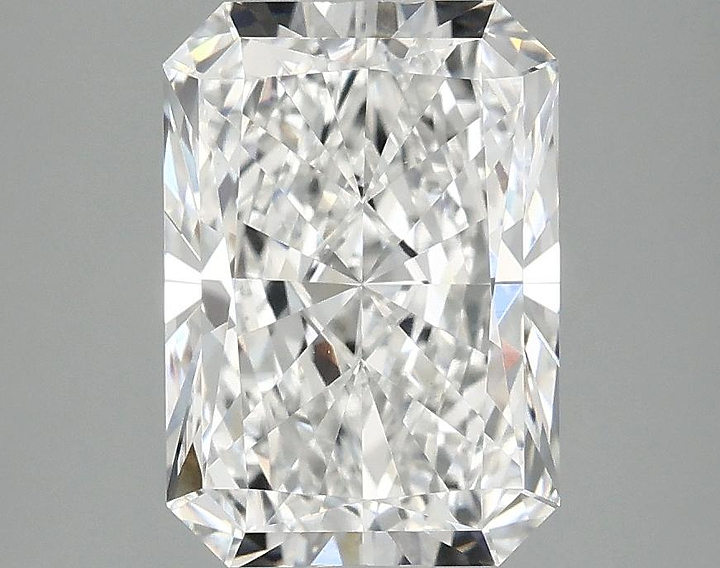 3.04 Carat Radiant Shaped Ideal Cut VS1 IGI Certified Lab Grown Diamond