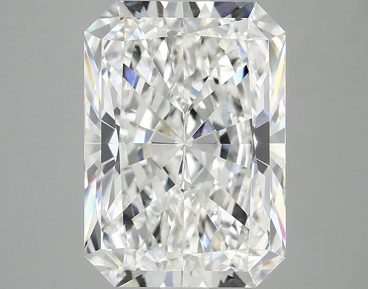 4.09 Carat Radiant Shaped Ideal Cut VVS2 IGI Certified Lab Grown Diamond