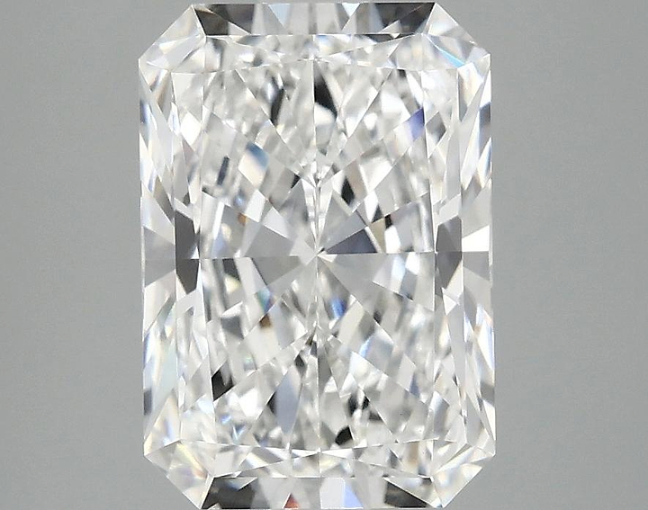2.97 Carat Radiant Shaped Ideal Cut VVS2 IGI Certified Lab Grown Diamond