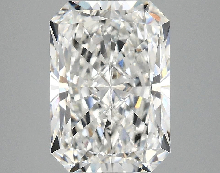 4.04 Carat Radiant Shaped Ideal Cut VVS2 IGI Certified Lab Grown Diamond