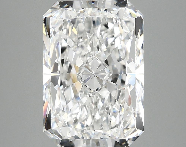 4.11 Carat Radiant Shaped Ideal Cut VVS2 IGI Certified Lab Grown Diamond