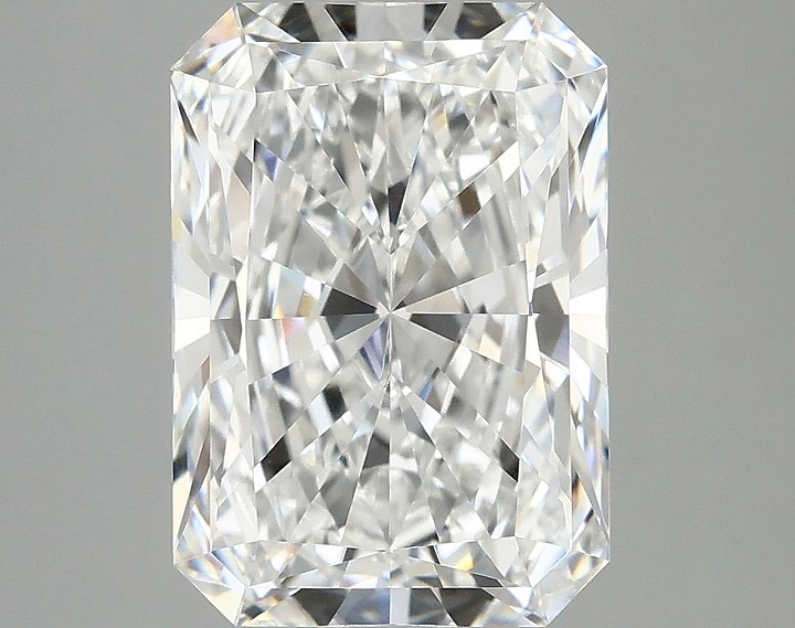 4.04 Carat Radiant Shaped Ideal Cut VS1 IGI Certified Lab Grown Diamond