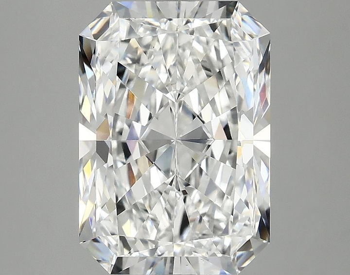4.05 Carat Radiant Shaped Ideal Cut VS1 IGI Certified Lab Grown Diamond
