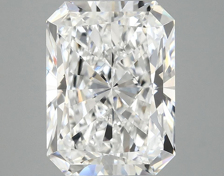 4.08 Carat Radiant Shaped Excellent Cut VS1 IGI Certified Lab Grown Diamond