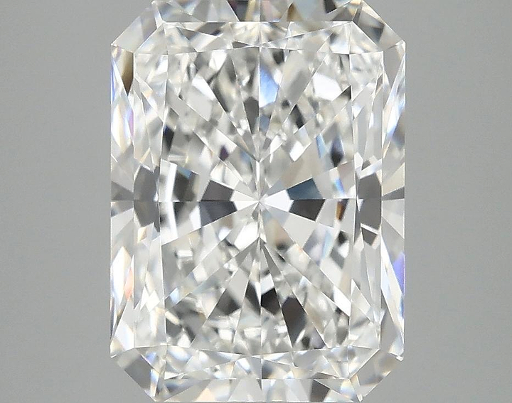 3.97 Carat Radiant Shaped Excellent Cut VVS2 IGI Certified Lab Grown Diamond