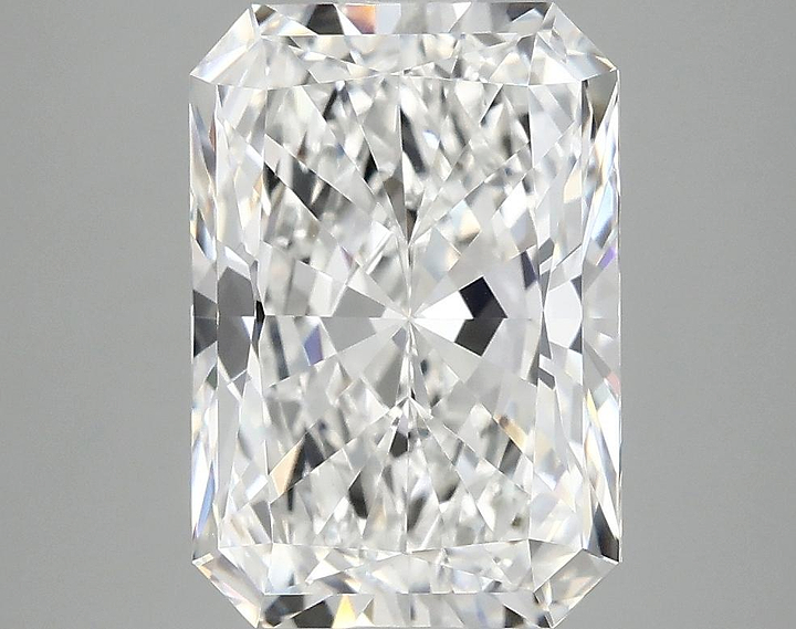 4.11 Carat Radiant Shaped Ideal Cut VS1 IGI Certified Lab Grown Diamond
