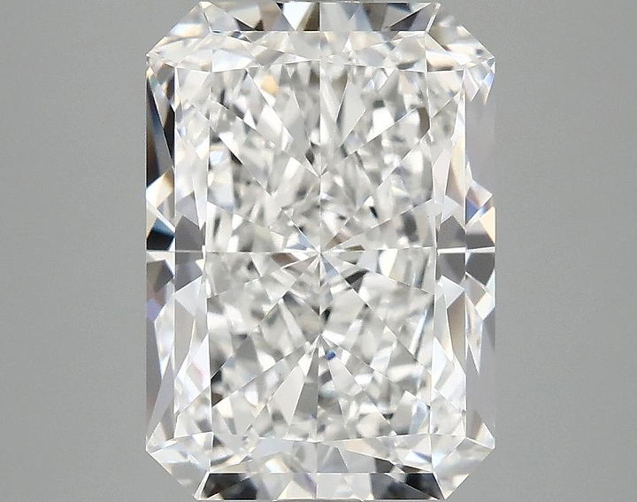 3.99 Carat Radiant Shaped Ideal Cut VVS2 IGI Certified Lab Grown Diamond