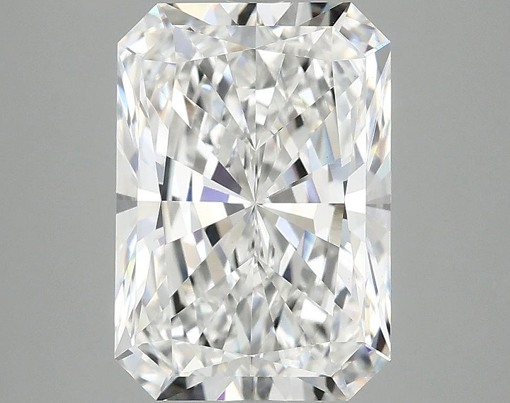 4.08 Carat Radiant Shaped Ideal Cut VS1 IGI Certified Lab Grown Diamond