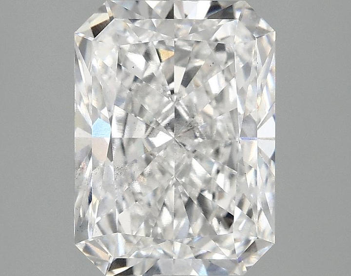 2.95 Carat Radiant Shaped Excellent Cut SI1 IGI Certified Lab Grown Diamond