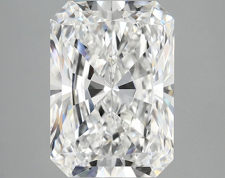 4.17 Carat Radiant Shaped Ideal Cut VVS2 IGI Certified Lab Grown Diamond