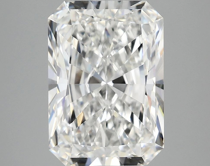 4.06 Carat Radiant Shaped Ideal Cut VVS2 IGI Certified Lab Grown Diamond