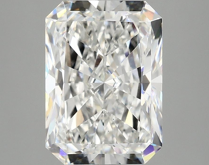 3.08 Carat Radiant Shaped Ideal Cut VS1 IGI Certified Lab Grown Diamond