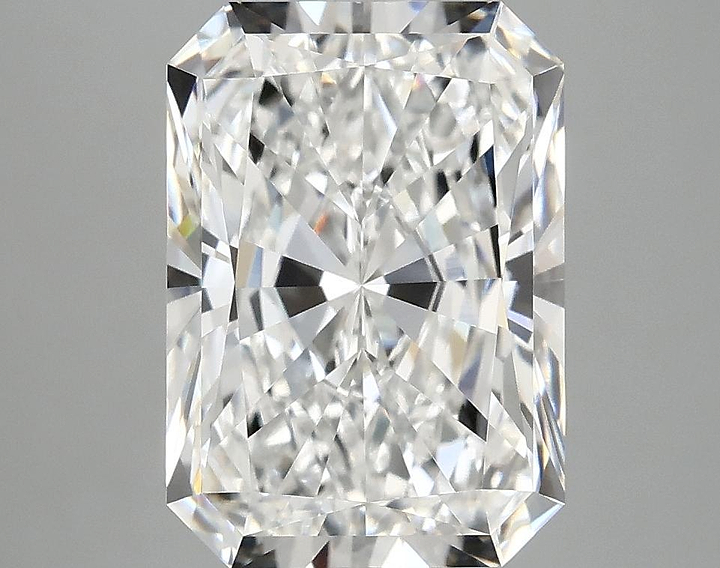 4.09 Carat Radiant Shaped Ideal Cut VVS2 IGI Certified Lab Grown Diamond