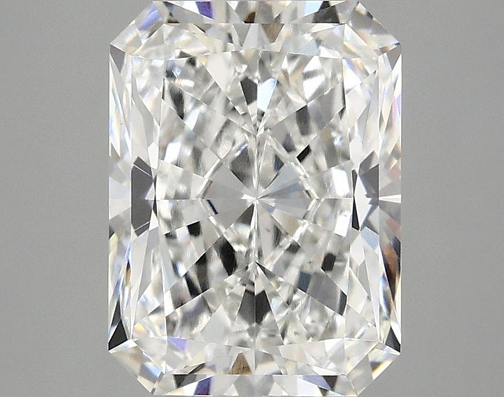 3.09 Carat Radiant Shaped Excellent Cut VVS2 IGI Certified Lab Grown Diamond