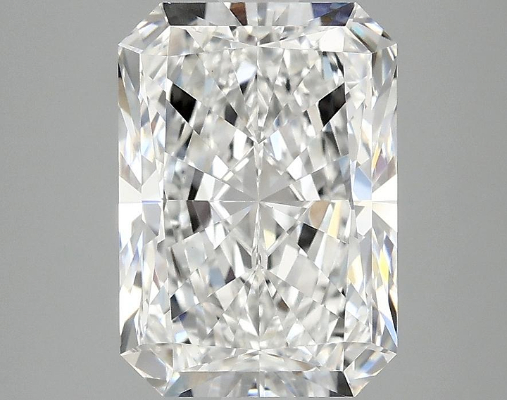 3.05 Carat Radiant Shaped Ideal Cut VS1 IGI Certified Lab Grown Diamond