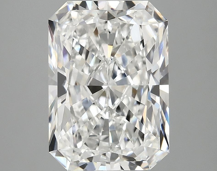 4.02 Carat Radiant Shaped Ideal Cut VVS2 IGI Certified Lab Grown Diamond
