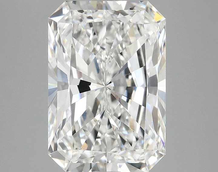 4.04 Carat Radiant Shaped Ideal Cut VVS2 IGI Certified Lab Grown Diamond