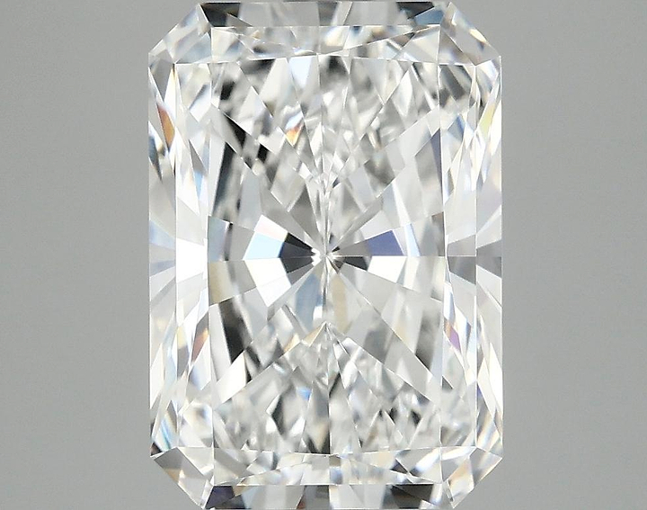 4.03 Carat Radiant Shaped Ideal Cut VVS2 IGI Certified Lab Grown Diamond
