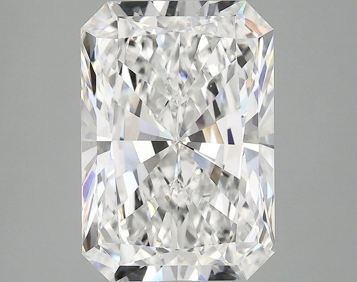 4.23 Carat Radiant Shaped Ideal Cut VS1 IGI Certified Lab Grown Diamond