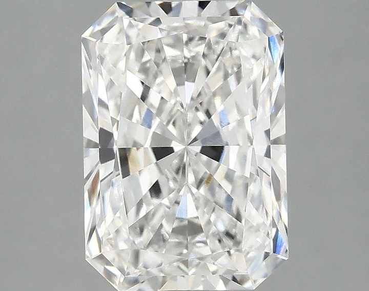 2.99 Carat Radiant Shaped Ideal Cut VVS2 IGI Certified Lab Grown Diamond