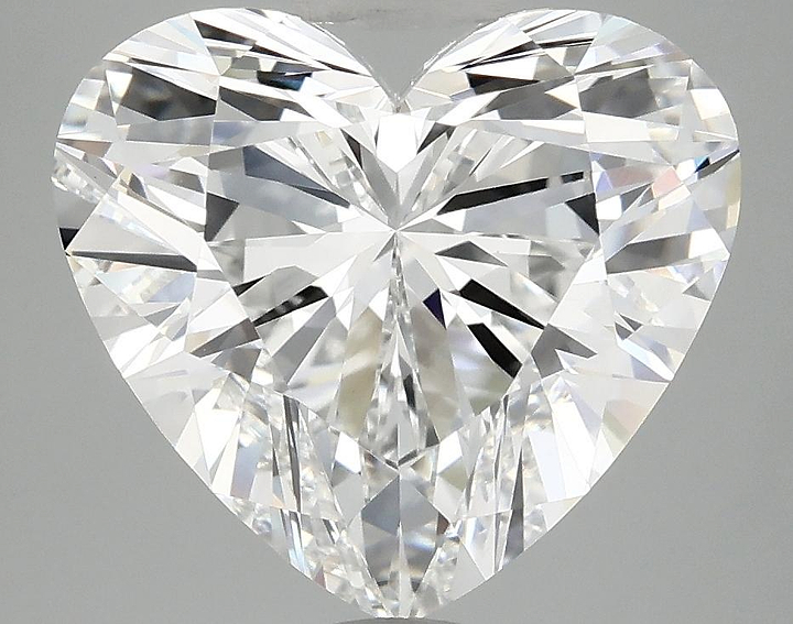 4.92 Carat Heart Shaped Ideal Cut VVS2 IGI Certified Lab Grown Diamond