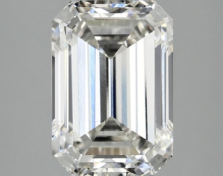 3.05 Carat Emerald Shaped Ideal Cut VS2 IGI Certified Lab Grown Diamond