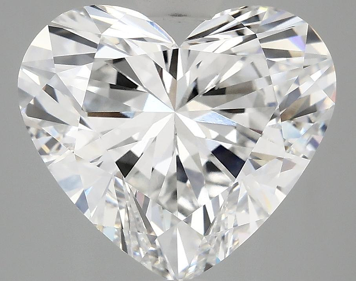 5.05 Carat Heart Shaped Ideal Cut VVS2 IGI Certified Lab Grown Diamond