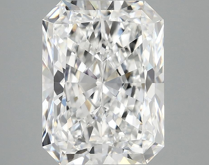 4.01 Carat Radiant Shaped Excellent Cut VVS2 IGI Certified Lab Grown Diamond
