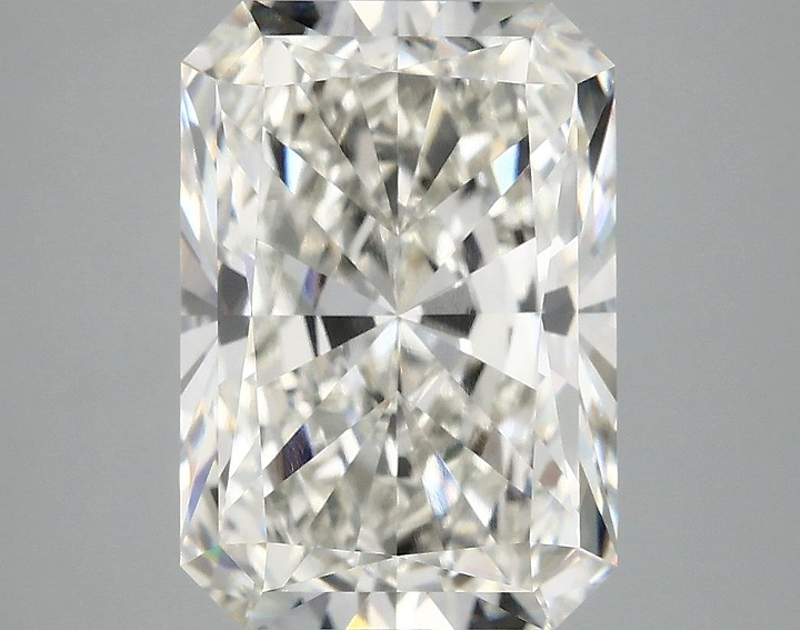 5.1 Carat Radiant Shaped Ideal Cut VVS2 IGI Certified Lab Grown Diamond