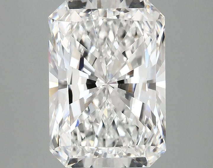 4.07 Carat Radiant Shaped Ideal Cut VVS2 IGI Certified Lab Grown Diamond