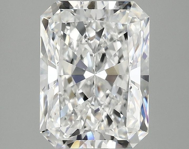 3.1 Carat Radiant Shaped Excellent Cut VVS2 IGI Certified Lab Grown Diamond